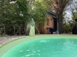 Cottage chaleureux avec piscine privée