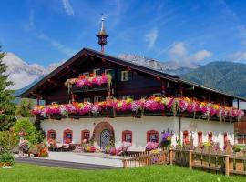 Ferienwohnung am Baby & Kinderbauerhof Stefflhof, farm stay in Saalfelden am Steinernen Meer