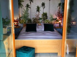 Maison d'une chambre avec jardin et wifi a Lectoure a 4 km de la plage, hotel em Lectoure