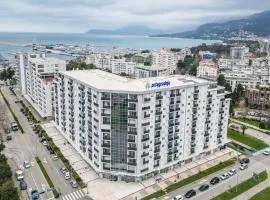 Luxury AMAAA Apartment