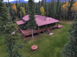 Denali Natl Park 3 Bedroom Home on 5 Acres, hiking and wildlife, hotel em McKinley Park