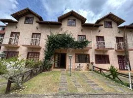 Casa com vista deslumbrante próximo a feirinha