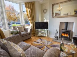 Holly Cottage, hotel en Bowness-on-Windermere