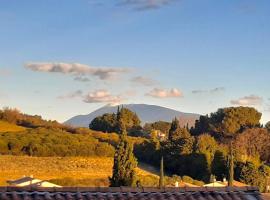 Gite Belle Vue, casa per le vacanze a Visan