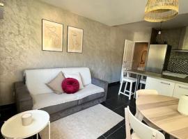 Charmant 2 pi&egrave;ces proche Monaco - Parking priv&eacute;