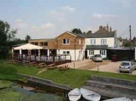 The Boathouse Hotel ****, hotel in Sudbury
