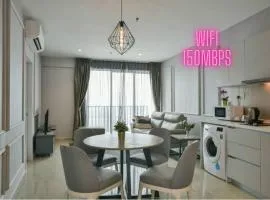 Q Suite at i-City