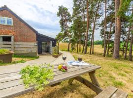 The Buttery, hotel in Freston