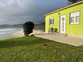 Apartamento Playa de Lires, hotel in Cee