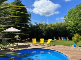 Gîte du Placello, piscine jacuzzi et sauna, ξενοδοχείο σε Quistinic