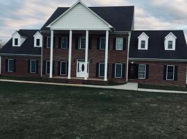 MooreField Suites Greensboro East, five-star hotel in McLeansville