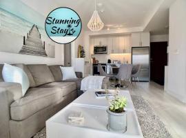 Stunning Stayz Luxury 2 King Suite at Friday Harbour Resort Marina Walk & Parking, resort en Innisfil