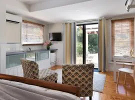 Koovelly Garden Studio- cosy retreat