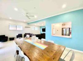 Nelson Bay home on the beach!!、ネルソン・ベイのヴィラ