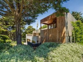 Alexandria House, vacation home in Portsea