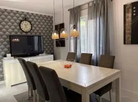 80 m2 recién reformado, acogedor y elegante.