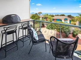 Ocean View Apartment - Aqualuna Coffs Harbour
