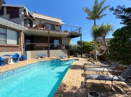 Surf Point Holiday Home & Apartment, hotell i Jeffreys Bay
