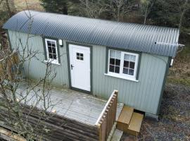 Blair snug hut, appartamento a Kelty