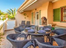 2 Bedroom Cozy Home In Orihuela