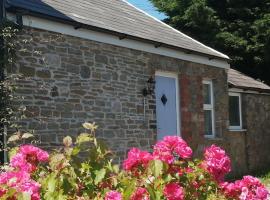 Converted rural stone cottage, Swansea، فندق يسمح بالحيوانات الأليفة في سوانسي