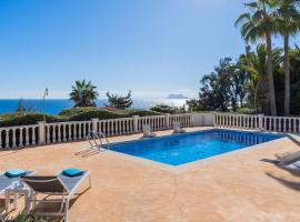 Stunning Home In Sotogrande With Swimming Pool, Private Swimming Pool And 6 Bedrooms