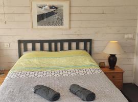 Chez Daniel & Catherine, hotel in La Chevrolière