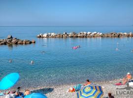 Chiavari में, होटल Casa Cristina, vista mare a pochi passi dalle spiagge