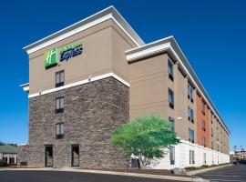 Holiday Inn Express & Suites Greensboro - I-40 atWendover by IHG, hotel v destinaci Greensboro