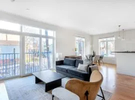 Porter Sq 2BR w WD Elevator by Davis Station BOS-319
