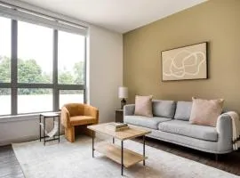 Newton 1BR w WD nr Newtonville Train BOS-737