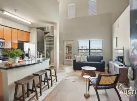 Balcony Views and Ideal West Campus Austin Location