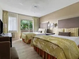 Plantation Hale Suites