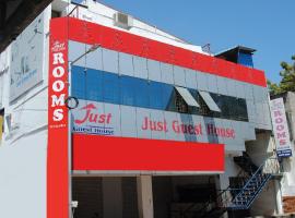 Just Guest House, Chennai Airport, hotel in Madras