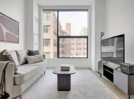 W Loop Studio w Gym Pool in heart of Greektown CHI-564