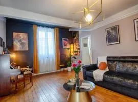 Sweet Nina Jazz Appartement pour 5 voyageurs, situé à la Place de la République, avec parking et lit queen size