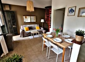 Casa Gladioli con Ampio Giardino, ξενοδοχείο σε Tirrenia