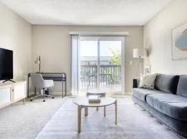 Foster City 1BR w Gym Pool WD nr highways SFO-652