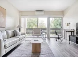 Palo Alto 1BR w Gym Pool nr FB Google SFO-705