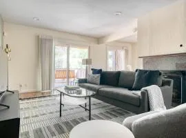 Saratoga 2BR w AC Patio WD nr Highways SFO-1064