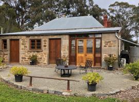 Stables by the Vines, hotel dengan parking di Mintaro
