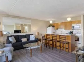 Ala Wai Suite 1 Bed Canal View Condo