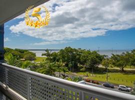Cairns Luxury Waterview Apartment, hotel near Cairns Base Hospital, Cairns