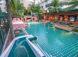 A-One The Royal Cruise Hotel Pattaya - SHA Extra Plus, North Pattaya, Pattaya Central, hótel á þessu svæði