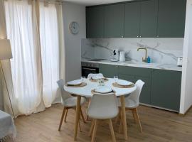 APPARTEMENT OR, апартаменти у місті Маноск