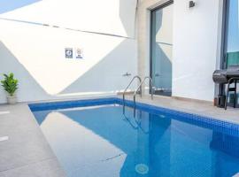 Dream holiday home+private pool, villa in Ras al Khaimah