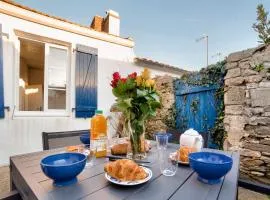 Jolie maison avec cour pour 5 personnes