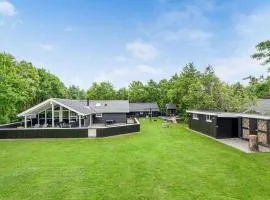 Holiday Home Blomstervangen Oksbøl Xi