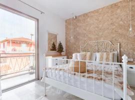 ANASTASIA LUXURY SUITES, hotel di Tolo