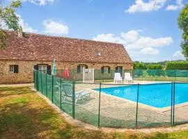 Nice Home In Eglise Neuve D'issac